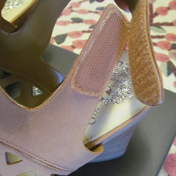 New Vince Camuto nubuck heeled sandals Deverly - Picture 14 of 15